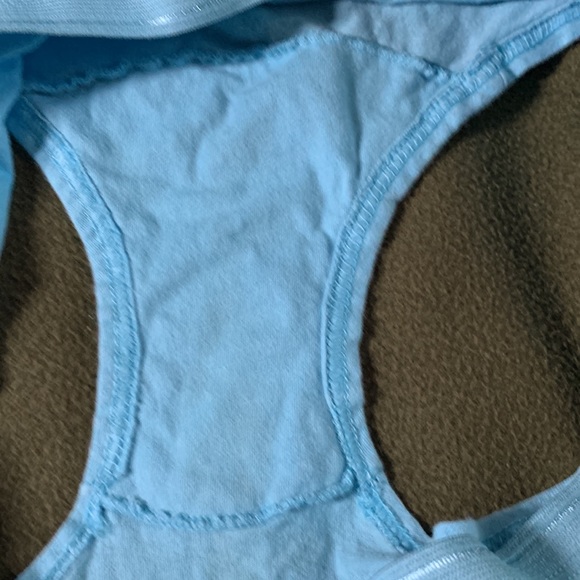 Lot of 2 new pairs Fruit of the Loom panties. One solid, one striped. Size 9 - Picture 8 of 9